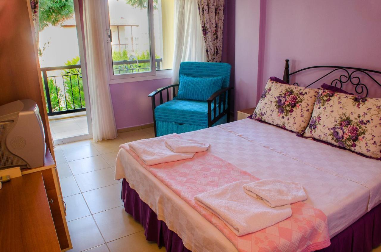 Maviev Otel Çeşme الغرفة الصورة