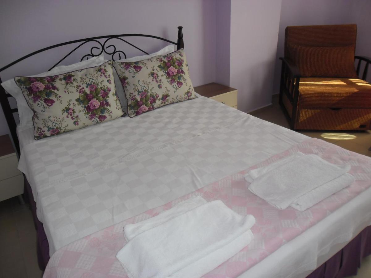 Maviev Otel Çeşme الغرفة الصورة